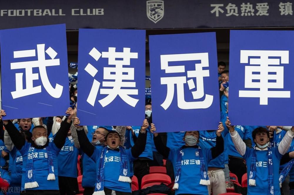 热刺可能终止与洛里的合同 并支付一笔补偿金英媒FootballInsider报道，热刺可能终止与门将洛里的合同。